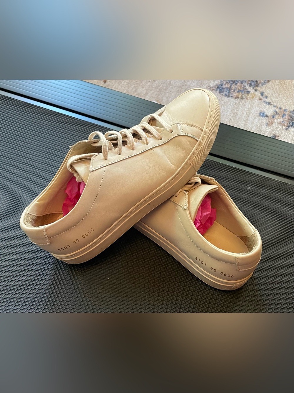 Women by Common Project Luxury Italian Leather Low-Tops